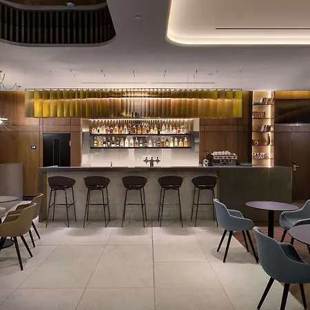 Radisson Blu Hotel, Centre