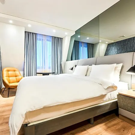 Radisson Blu Hotel, Centre
