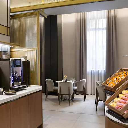 Radisson Blu Hotel, Centre Hotel