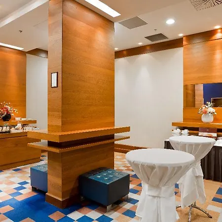 Radisson Blu Hotel, City Centre Hotel