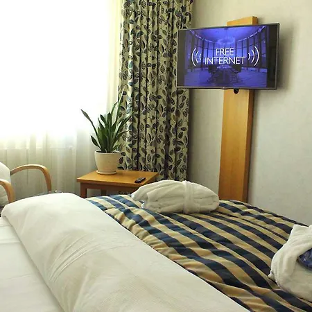 Radisson Blu Hotel, City Centre 4*