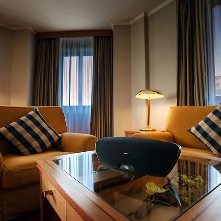 Radisson Blu Hotel, City Centre Hotel 4*